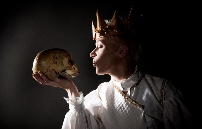 9B977499-5176-4B6C-B760-2F4EF20B56D9