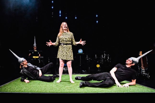 B131D116-4F93-445A-A51F-646D38DAB369