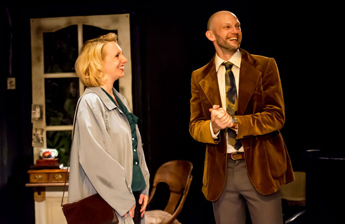 58847215-8856-48D3-9A9F-065D5DD86CF3