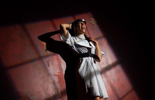 F0D5272D-7288-418A-A14C-EDDF2CDF3DC6