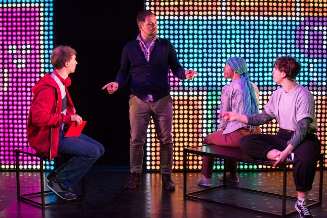 80DABB66-C6F3-4A43-86E9-CB4EAC913E2D