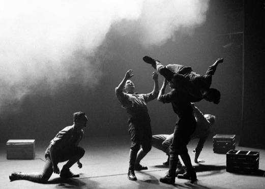 F51636C7-655F-4607-8C93-563A3F27D4CA